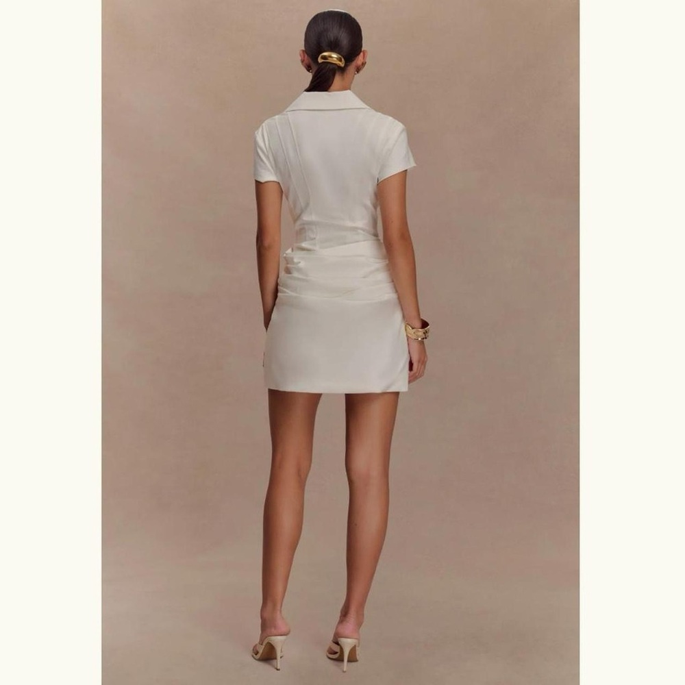 Meshki White Collared Ruched Mini Dress - Picture 4 of 9